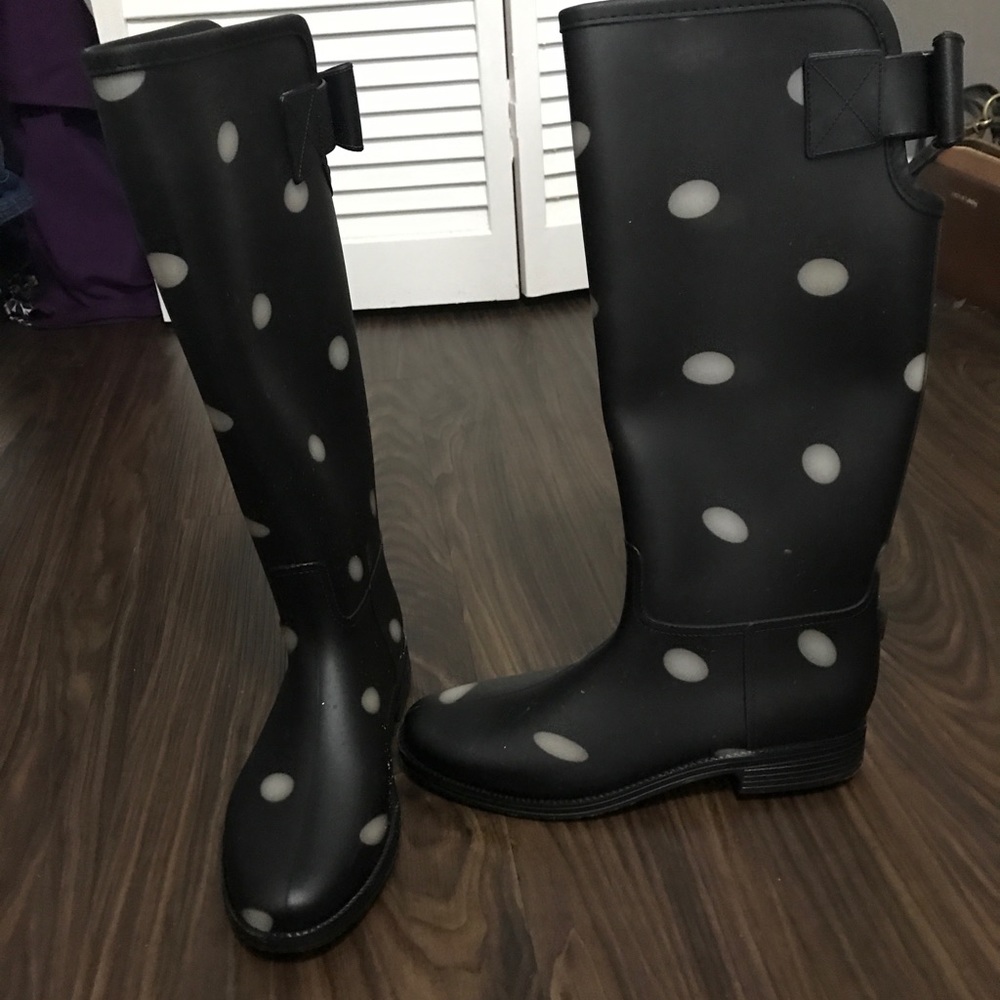 Polka Dot Rain Boots, size 9